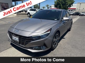 Used 2023 Hyundai Elantra Limited image 1