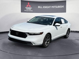 Used 2023 Honda Accord EX image 1