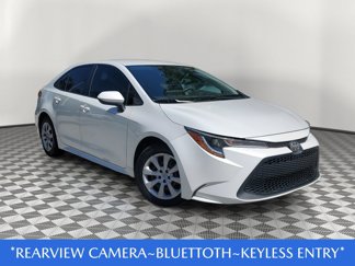 Used 2020 Toyota Corolla LE image 1