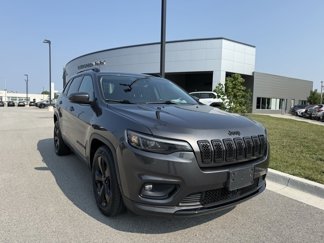 Used 2021 Jeep Cherokee Latitude Plus image 1
