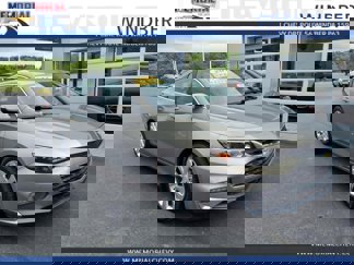 Used 2017 Chevrolet Malibu Premier w/ Driver Confidence Package image 1