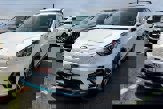 Used 2021 Kia Niro EX Premium w/ Cold Weather Package image 1