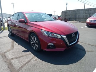 Used 2022 Nissan Altima 2.5 SL image 1