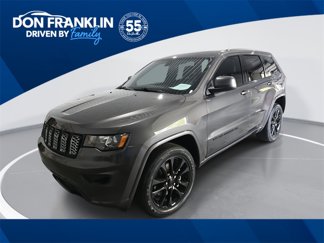 Used 2021 Jeep Grand Cherokee Laredo X image 1
