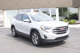 Used 2020 GMC Terrain SLT image 1