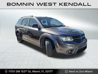 Used 2019 Dodge Journey SE image 1