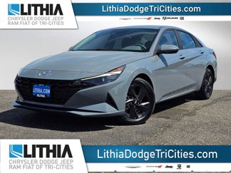 Used 2022 Hyundai Elantra SEL image 1