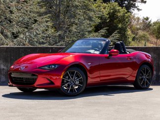 Used 2025 MAZDA MX-5 Miata Grand Touring image 1