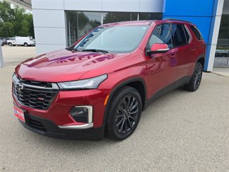 Used 2023 Chevrolet Traverse RS image 1