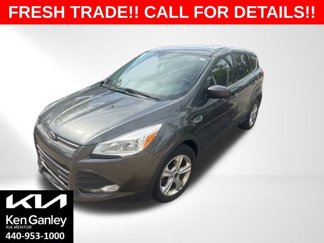 Used 2016 Ford Escape SE image 1