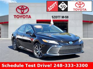 Used 2024 Toyota Camry XLE image 1
