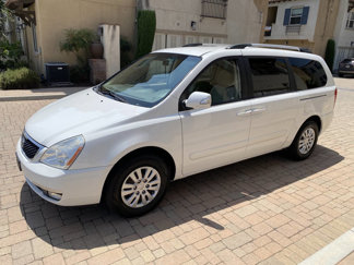Used 2014 Kia Sedona LX image 1