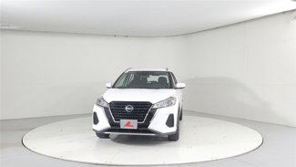 Used 2024 Nissan Kicks SV image 1