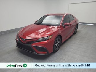 Used 2021 Toyota Camry SE image 1