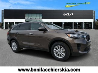 Used 2020 Kia Sorento LX image 1