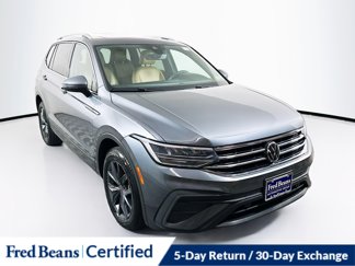 Certified 2022 Volkswagen Tiguan SE image 1