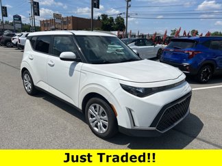Certified 2023 Kia Soul LX image 1