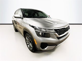 Used 2022 Kia Seltos LX image 1