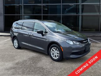 Used 2020 Chrysler Voyager Lxi image 1