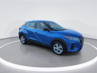 New 2025 Nissan Kicks Play S video 2