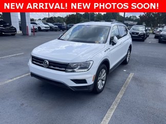 Used 2018 Volkswagen Tiguan SE image 1