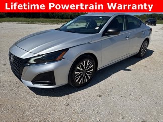 Used 2024 Nissan Altima 2.5 SV image 1