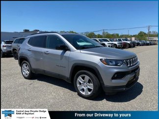Used 2022 Jeep Compass Latitude w/ Convenience Group image 1