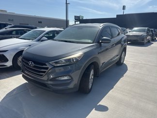 Used 2016 Hyundai Tucson SE w/ Option Group 02 image 1