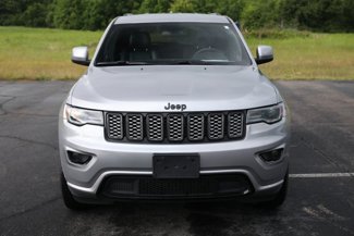 Used 2021 Jeep Grand Cherokee Laredo X image 1
