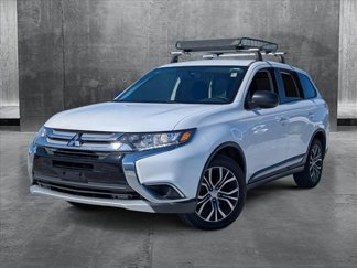 Used 2017 Mitsubishi Outlander ES image 1