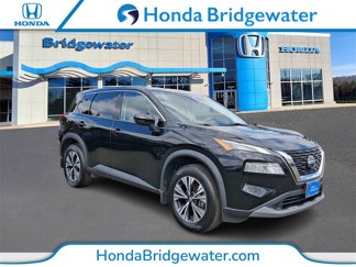Used 2021 Nissan Rogue SV image 1