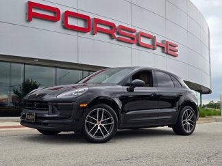 Certified 2025 Porsche Macan image 1