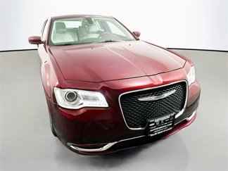 Used 2017 Chrysler 300 Limited w/ Value Package image 1