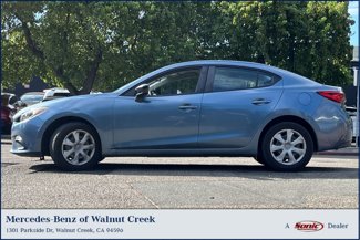 Used 2015 MAZDA MAZDA3 i SV image 1