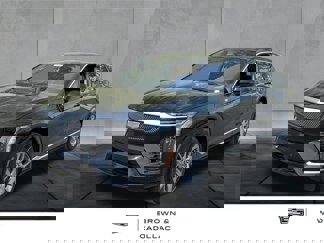 New 2025 Cadillac Optiq Luxury 2 image 1