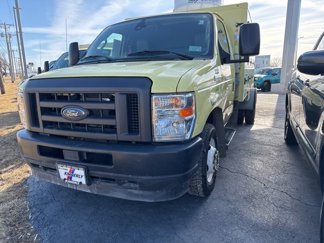 Used 2022 Ford E-450 and Econoline 450 Super Duty image 1