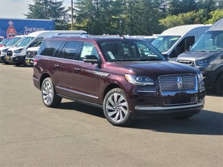 New 2024 Lincoln Navigator L Reserve image 1