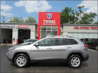 Used 2016 Jeep Cherokee Latitude w/ Comfort/Convenience Group image 1
