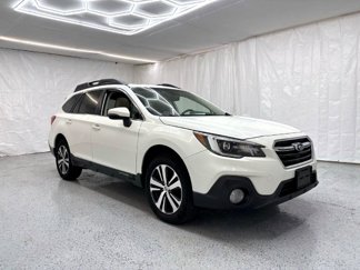 Used 2018 Subaru Outback 2.5i Limited image 1