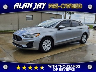 Used 2020 Ford Fusion S image 1