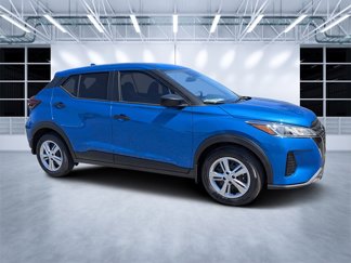 New 2025 Nissan Kicks Play S image 1