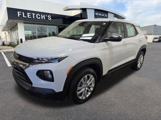 Used 2022 Chevrolet TrailBlazer LS image 1