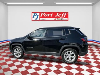 Used 2024 Jeep Compass Latitude image 1
