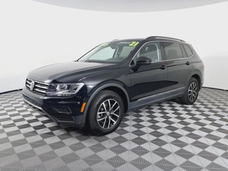 Used 2021 Volkswagen Tiguan SE w/ Panoramic Sunroof Package image 1