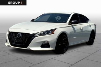 Used 2022 Nissan Altima 2.5 SR w/ Midnight Edition Package image 1