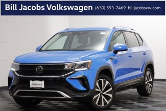 Certified 2023 Volkswagen Taos SE image 1