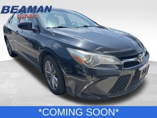 Used 2017 Toyota Camry image 1