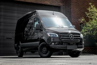 Used 2025 Mercedes-Benz Sprinter 2500 image 1