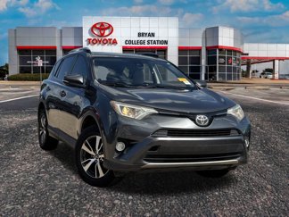 Used 2017 Toyota RAV4 XLE image 1