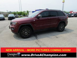 Used 2017 Jeep Grand Cherokee Trailhawk w/ Trailhawk Luxury Group image 1